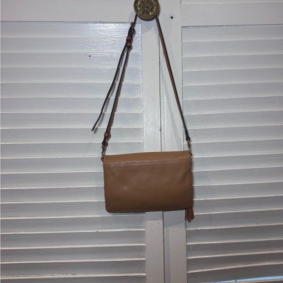 Dooney & Bourke Smooth Leather Foldover Crossbody Clutch Tan Tassel - Picture 2 of 13